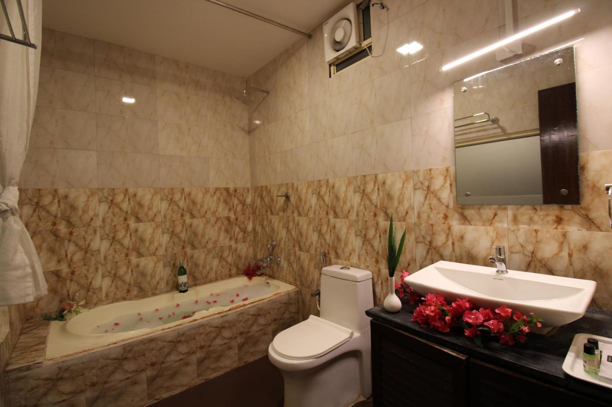 Arabian Sea Beach Resort Морджим Экстерьер фото