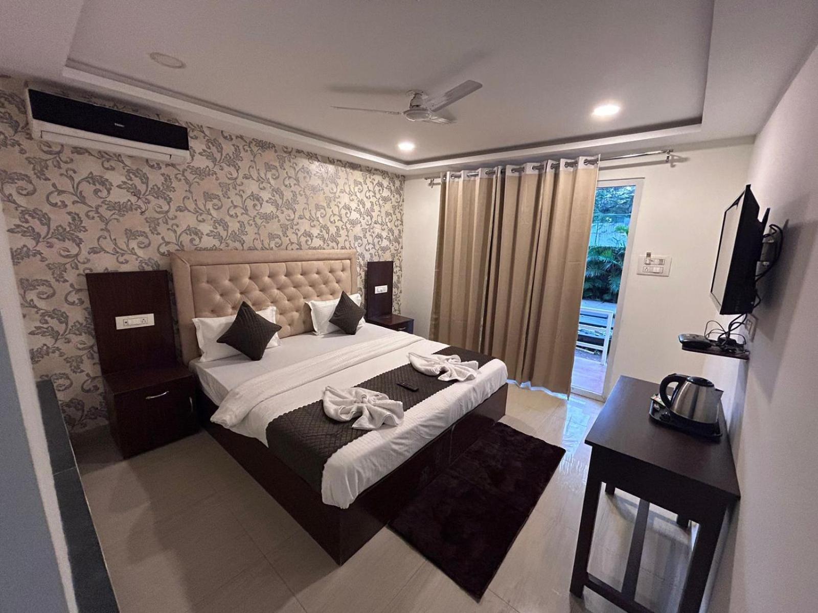 Arabian Sea Beach Resort Морджим Экстерьер фото