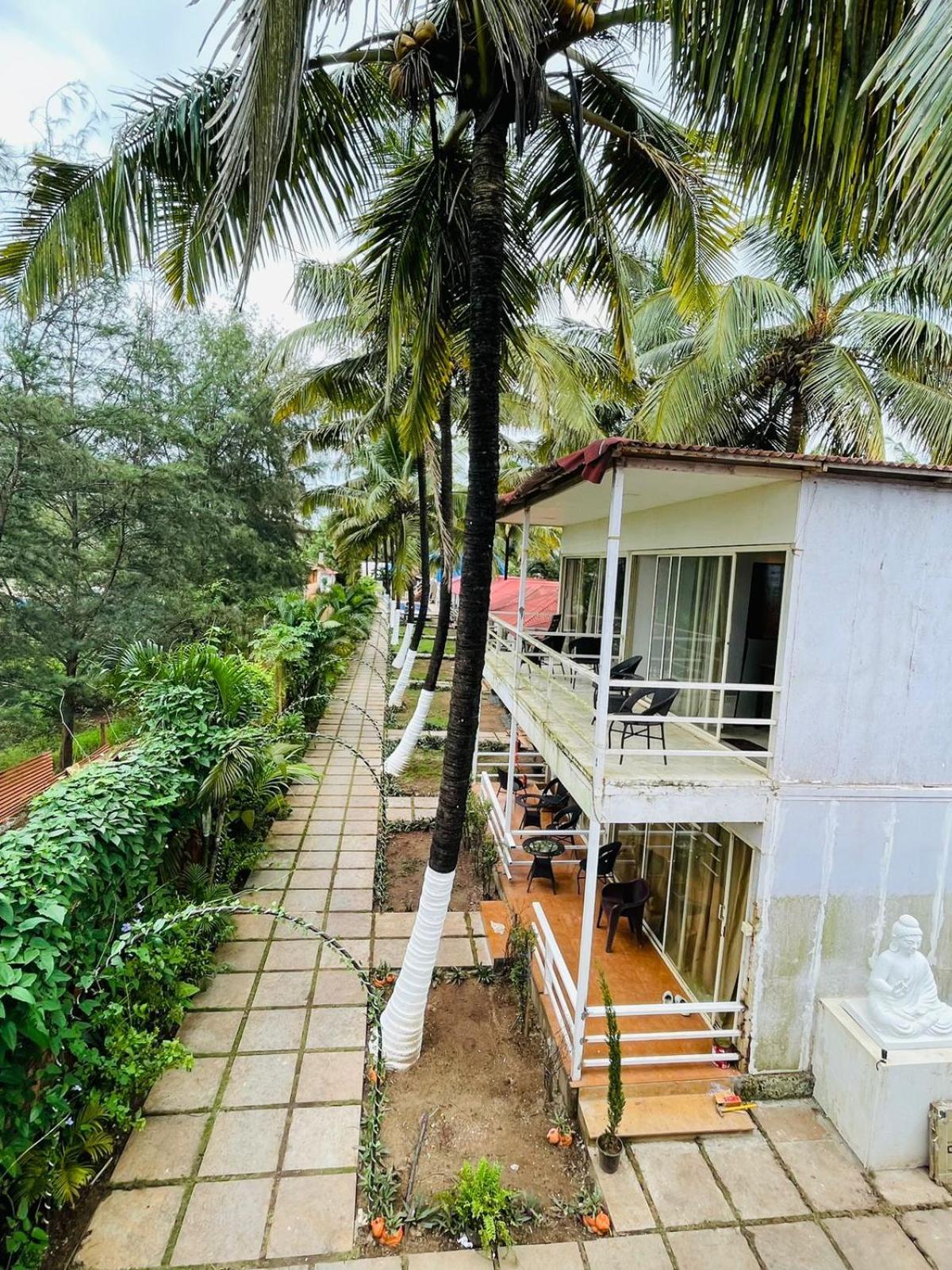 Arabian Sea Beach Resort Морджим Экстерьер фото